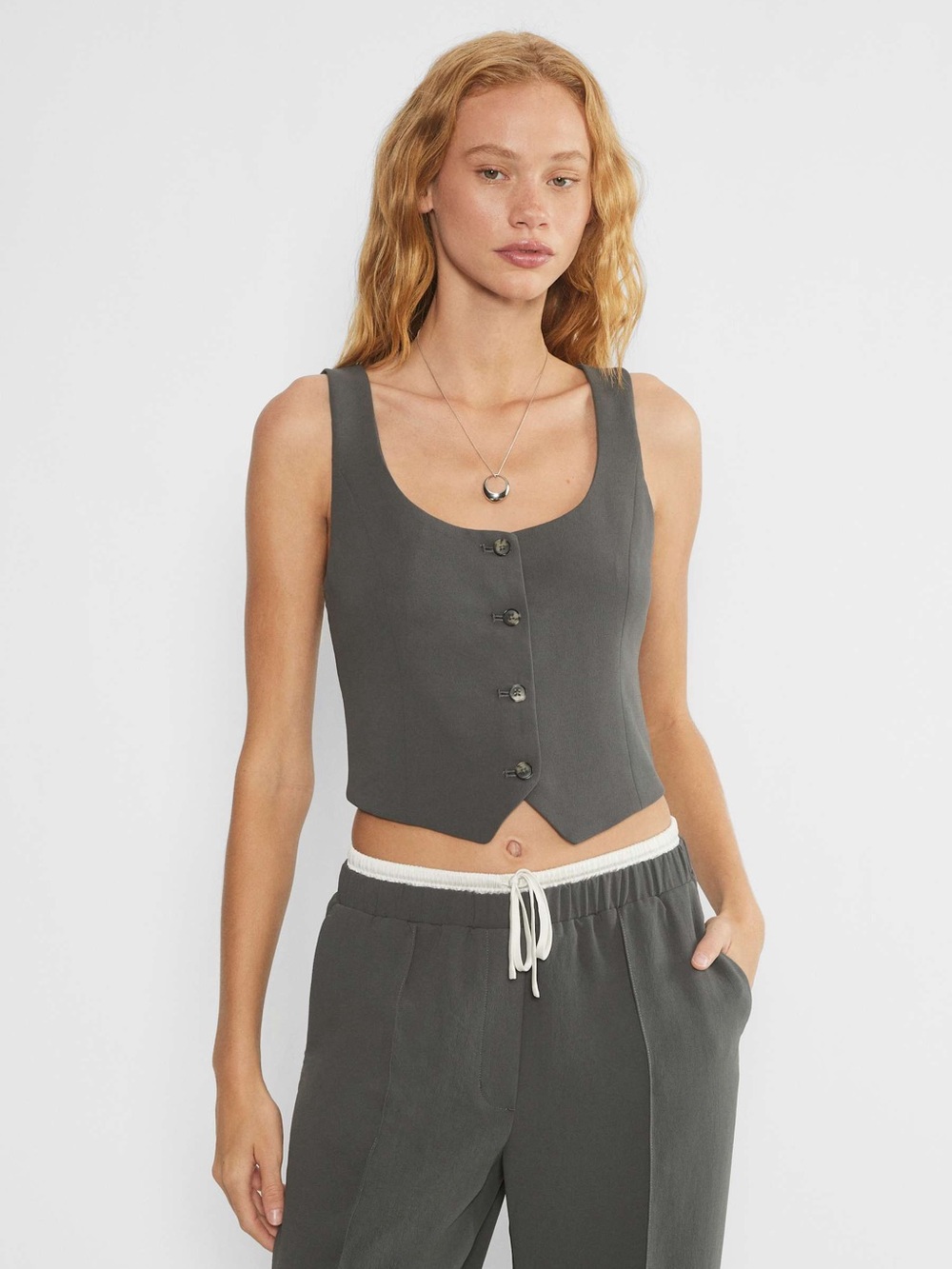 Wilfred Rocco Vest in Coal Grey Sleeveless Top Buttons Cropped Aritzia